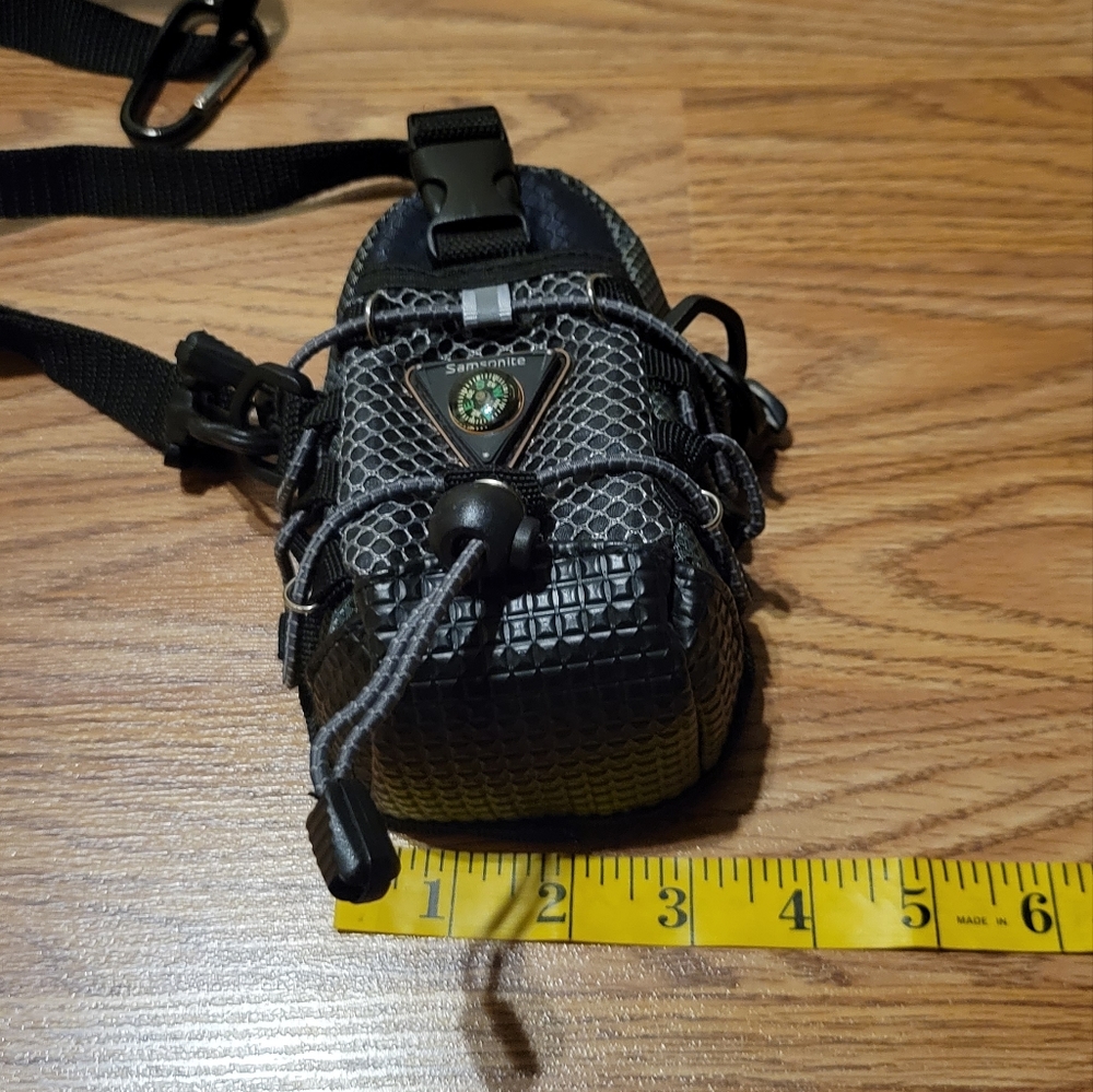 Samsonite Small Accessories/Camera Bag - Picture 10 of 11